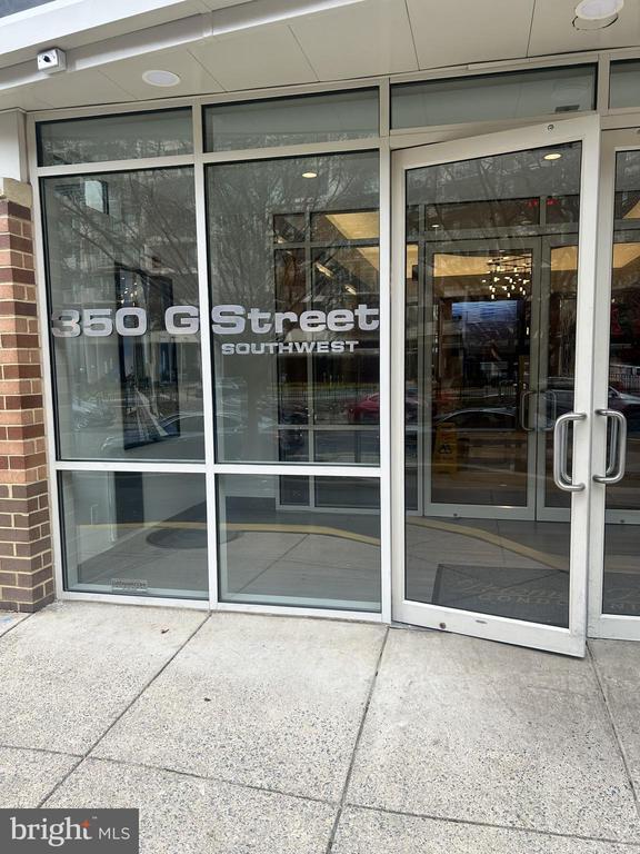 Building Photo - 350 G St SW