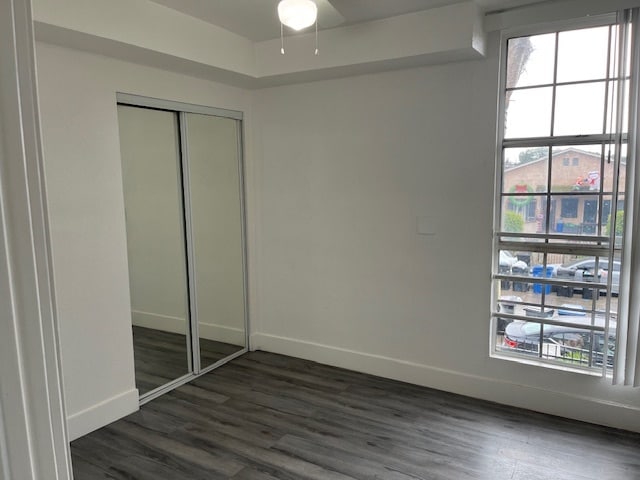 Building Photo - 423 E 82nd St