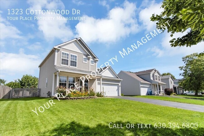 Building Photo - 1323 Cottonwood Dr