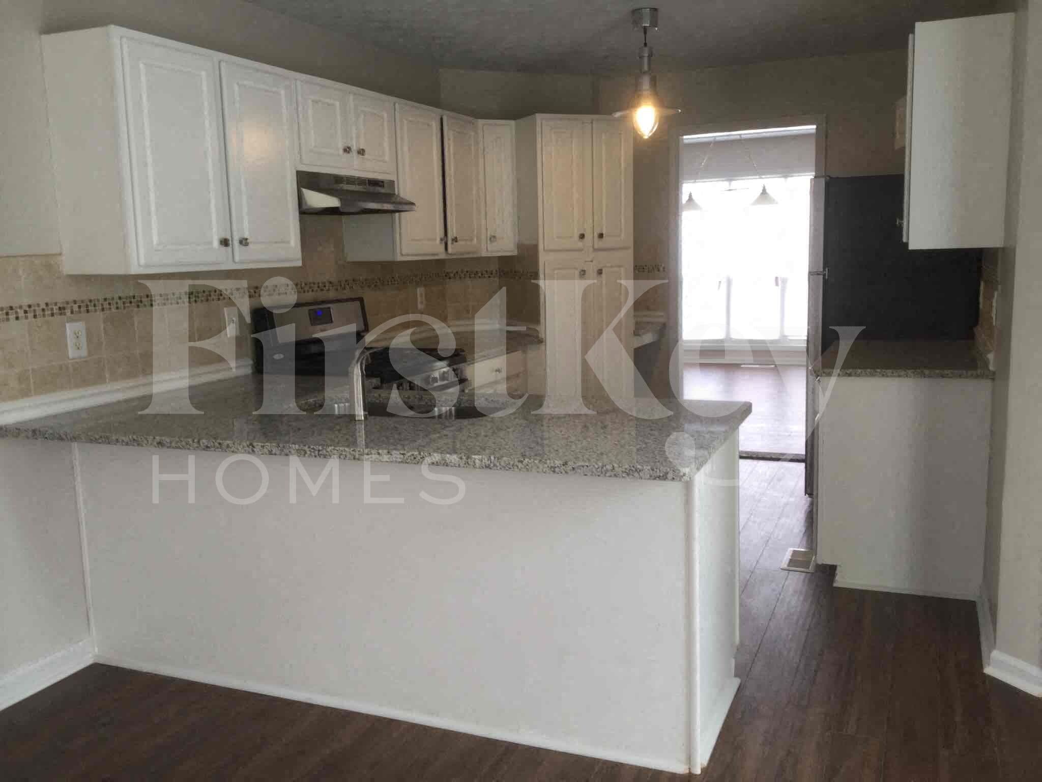 Building Photo - 4816 Clove Dr SW