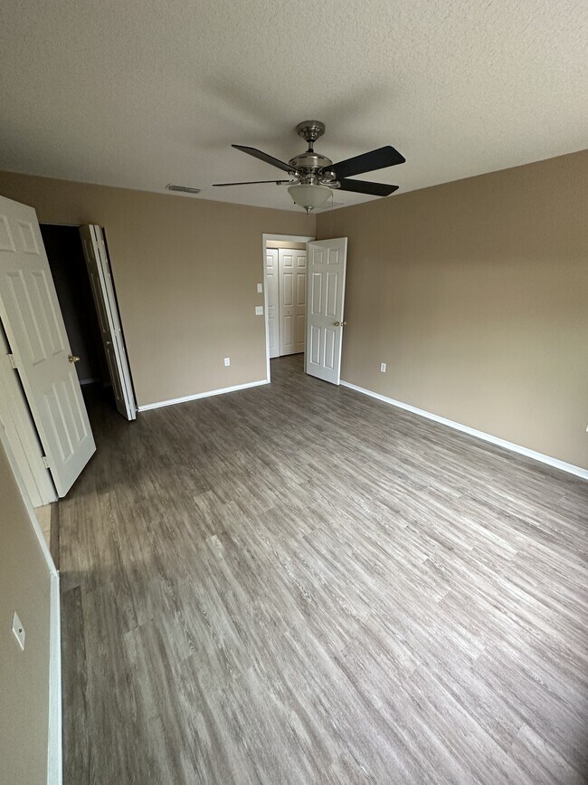 Amber Pointe Townhouse 1002 Chalcedony St Kissimmee FL 34744