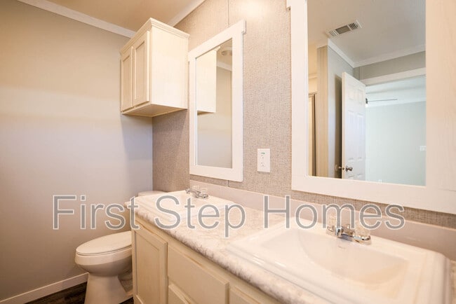 Building Photo - 133 Appaloosa Dr