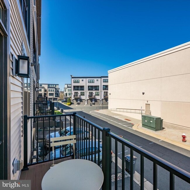 Building Photo - 44674 Provincetown Dr