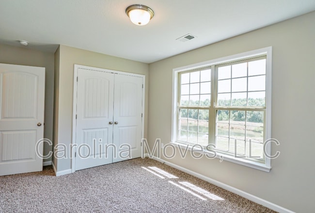 Building Photo - 276 Lockeland Park Dr