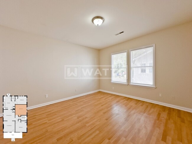 Building Photo - 3-Bedroom House in East Lake.