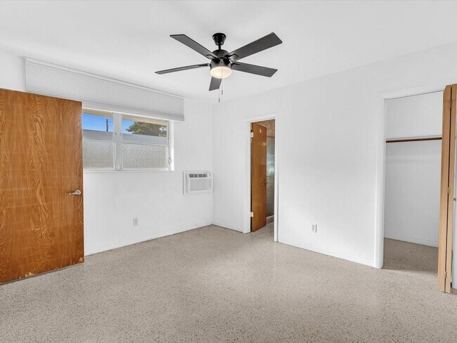 Building Photo - 2191 NE 172nd St