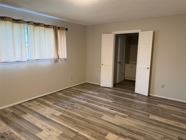 Building Photo - 9202 Carvel Ln