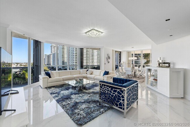Building Photo - 3100 N Ocean Blvd