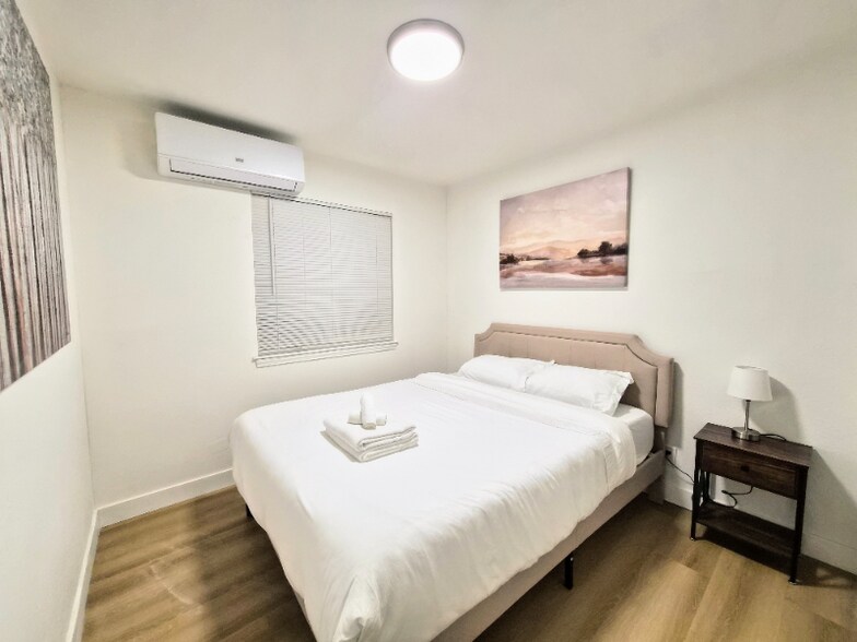 Building Photo - 1200 W Edmundson Ave