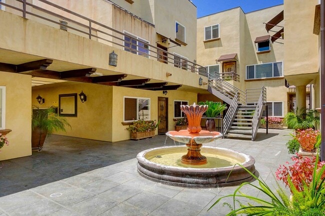 Building Photo - 4128 Whitsett Ave