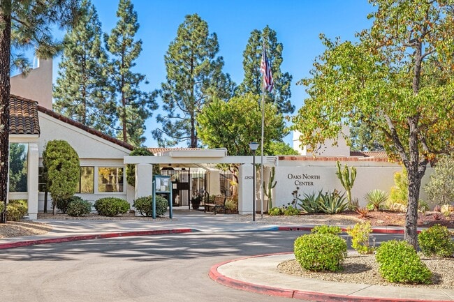 Building Photo - Gorgeous Remodeled 2Br/2Ba house W/2 Car attached  Garage in Oaks North