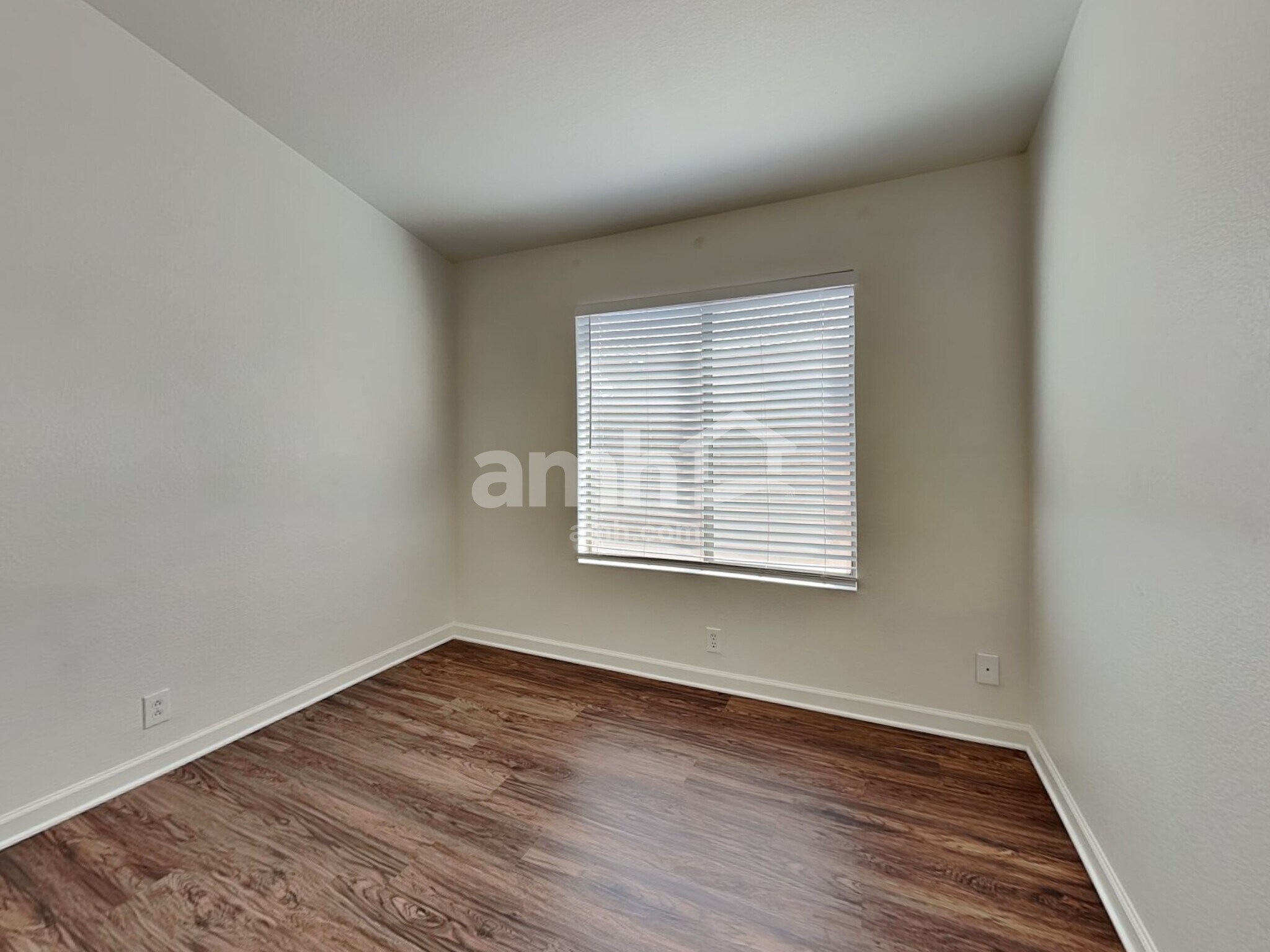 Building Photo - 9255 W Brown St