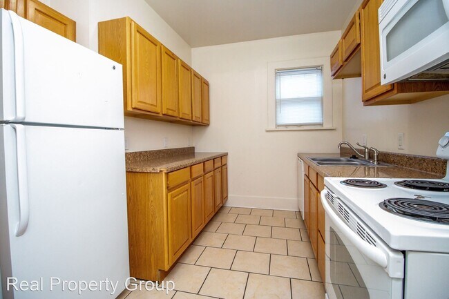 Building Photo - 4 br, 2 bath House - 1111 Hamilton Way