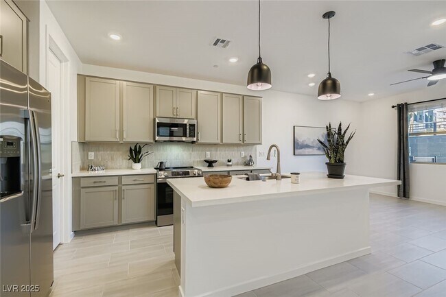 Building Photo - 1543 Hopeful Lark Ln