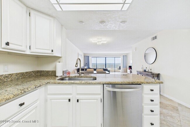 Building Photo - 55 N 4th St