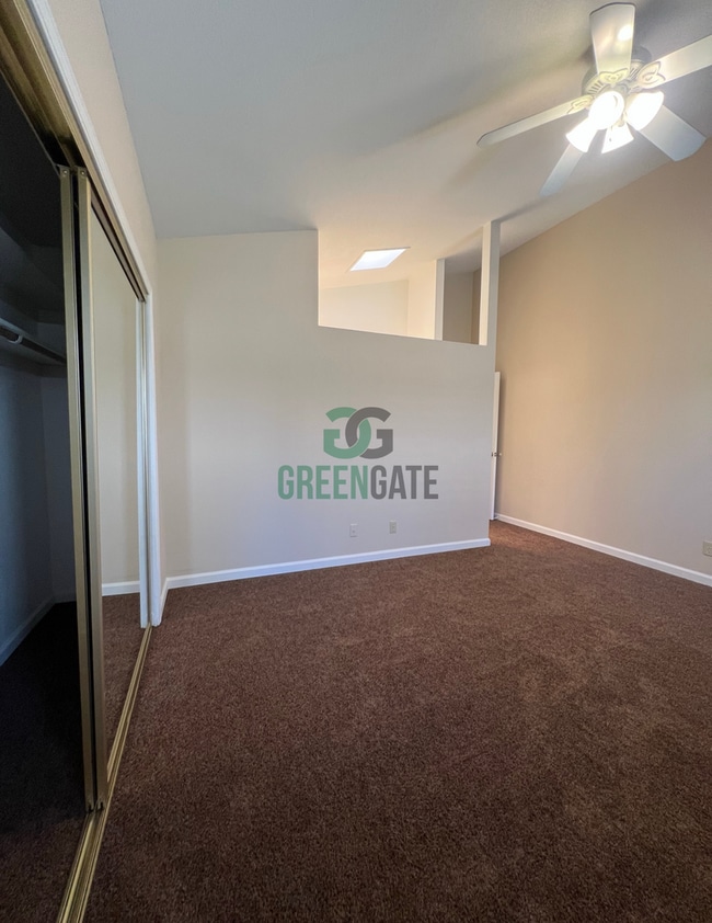 Building Photo - 3901 Setrok Ct