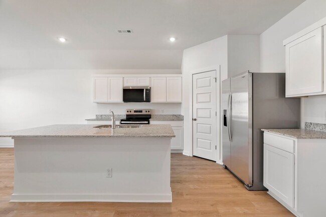 Building Photo - Brand-New 3 Bedroom Home in Prairie Grove! Move-in Ready! FENCE INCLUDED!