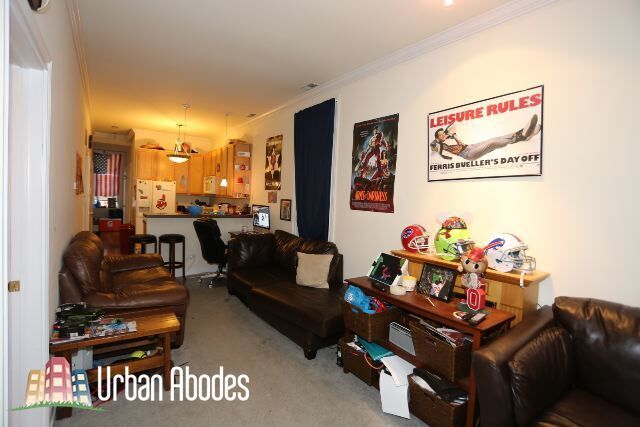 Building Photo - 1720 W Beach Ave