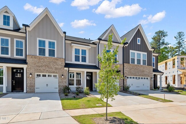 Building Photo - 1205 Bell Heather Rd