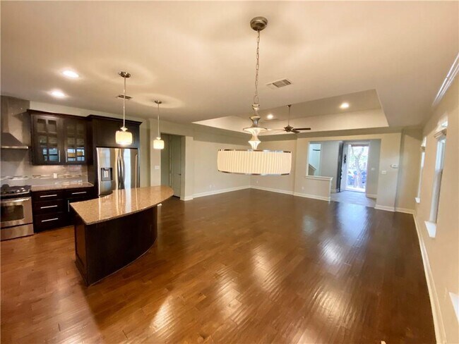 Building Photo - 15317 Falconhead Grove Loop