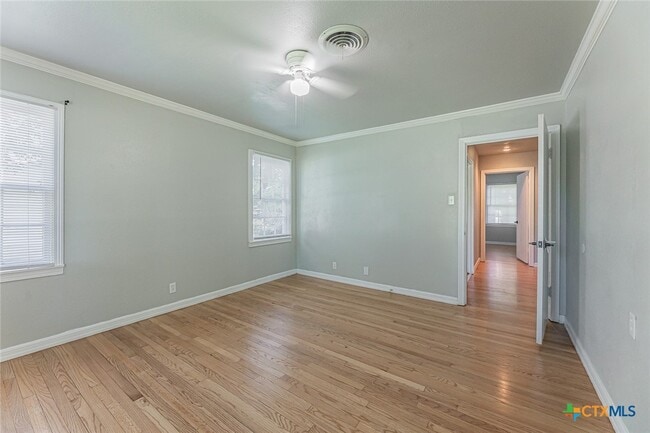 Building Photo - 1020 N 15th St
