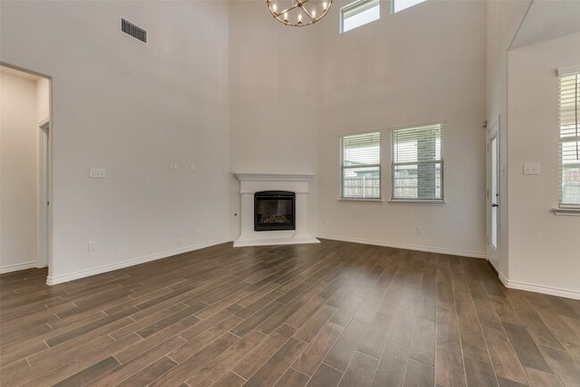 Building Photo - 2085 Tahoka Ln
