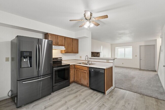 Building Photo - 3181 Vail Pass Dr