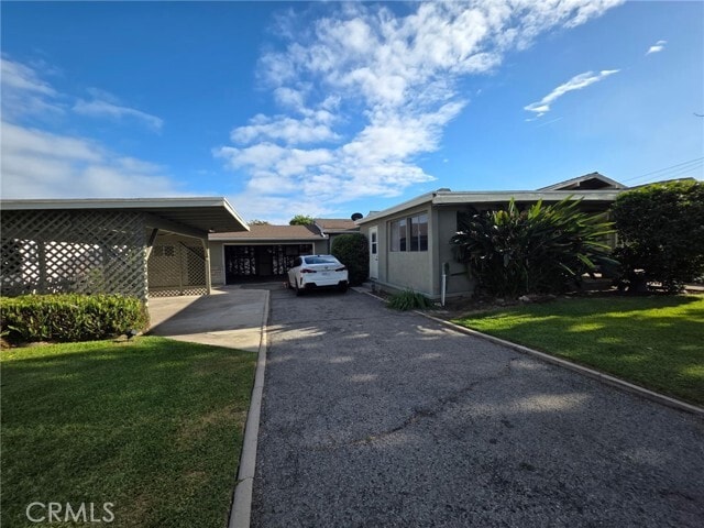 Building Photo - 9556 E Live Oak Ave