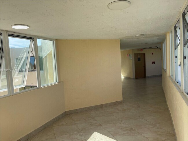 Building Photo - 2055 SW 122nd Ave