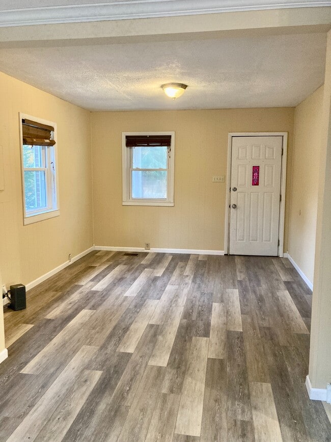 Building Photo - 1234 W County Rd 1300 N