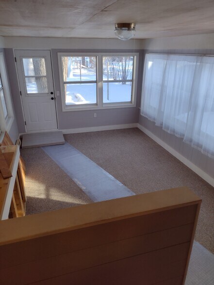 Building Photo - 1328 Wilson Dr