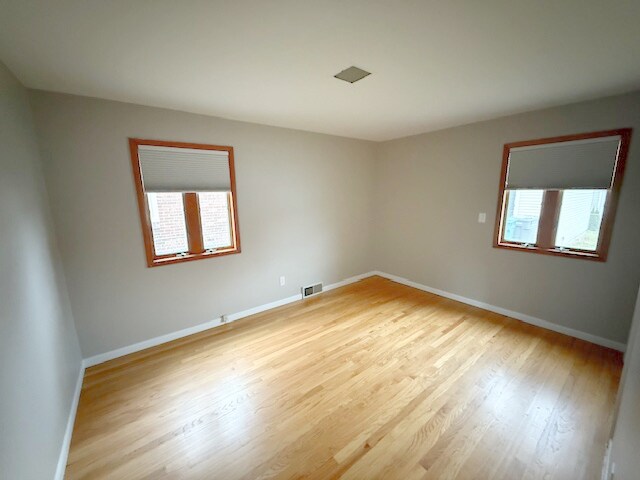 Building Photo - 22835 Buckingham St