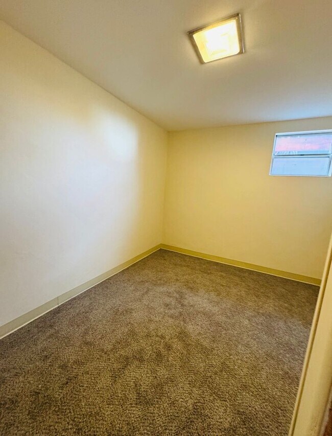 Building Photo - 3521 2nd Ave N