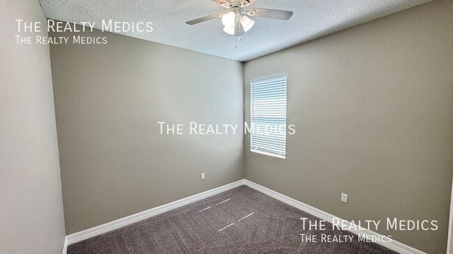 Building Photo - 1364 Congo Dr