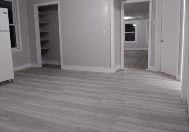 Building Photo - 104 Norfolk St