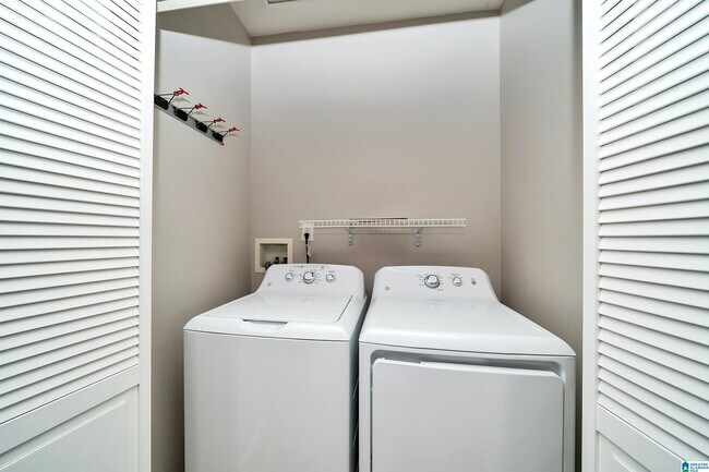 Building Photo - 1003 Meriweather Dr