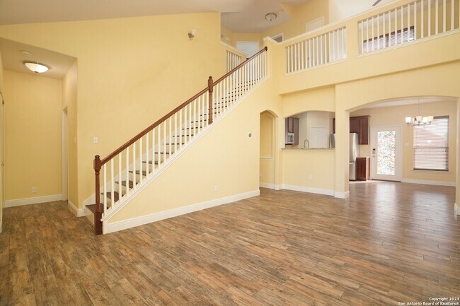 Building Photo - 1354 Crown Brook
