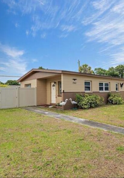 Building Photo - 7661 18th Way N