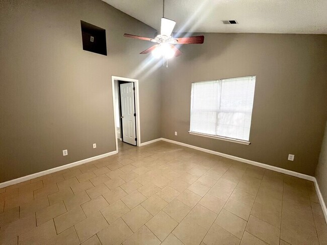 Building Photo - 8410 Cullingford Ln