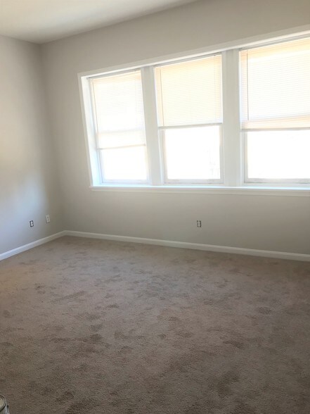 Primary Photo - 514 Saint Paul St