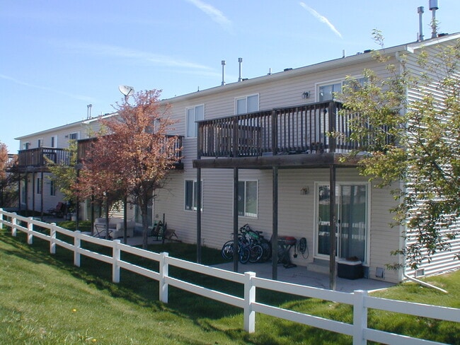 Building Photo - 304 Snyder Ave