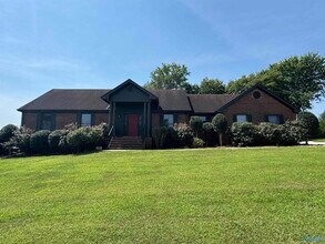 Building Photo - 120 Roy Dr