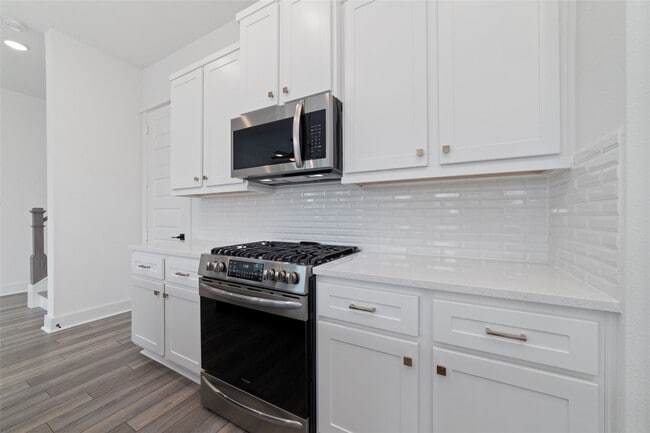 Building Photo - 10974 Swang Link Dr