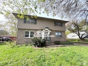 Building Photo - 1216 Payton Ave