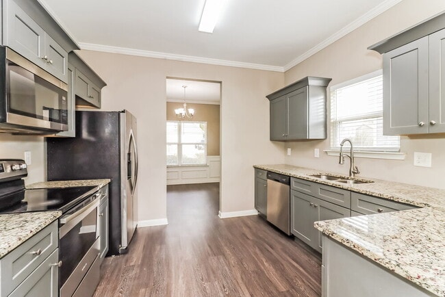 Building Photo - 89 Moss Way