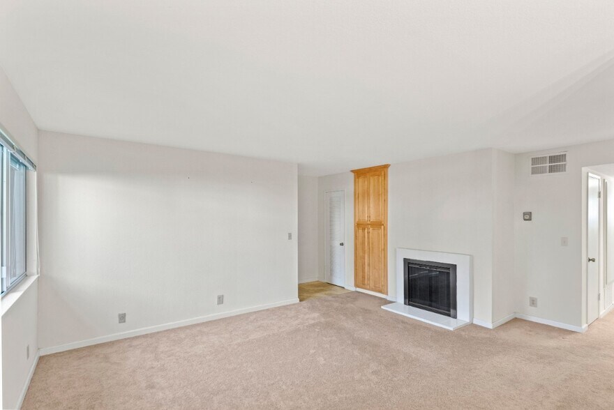 Building Photo - 247 N Capitol Ave