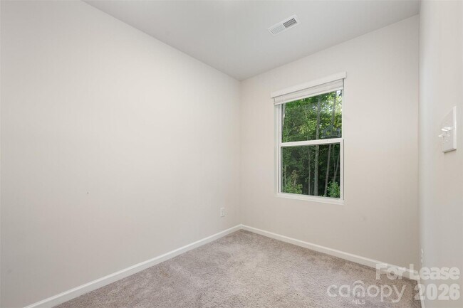 Building Photo - 1108 Harland St