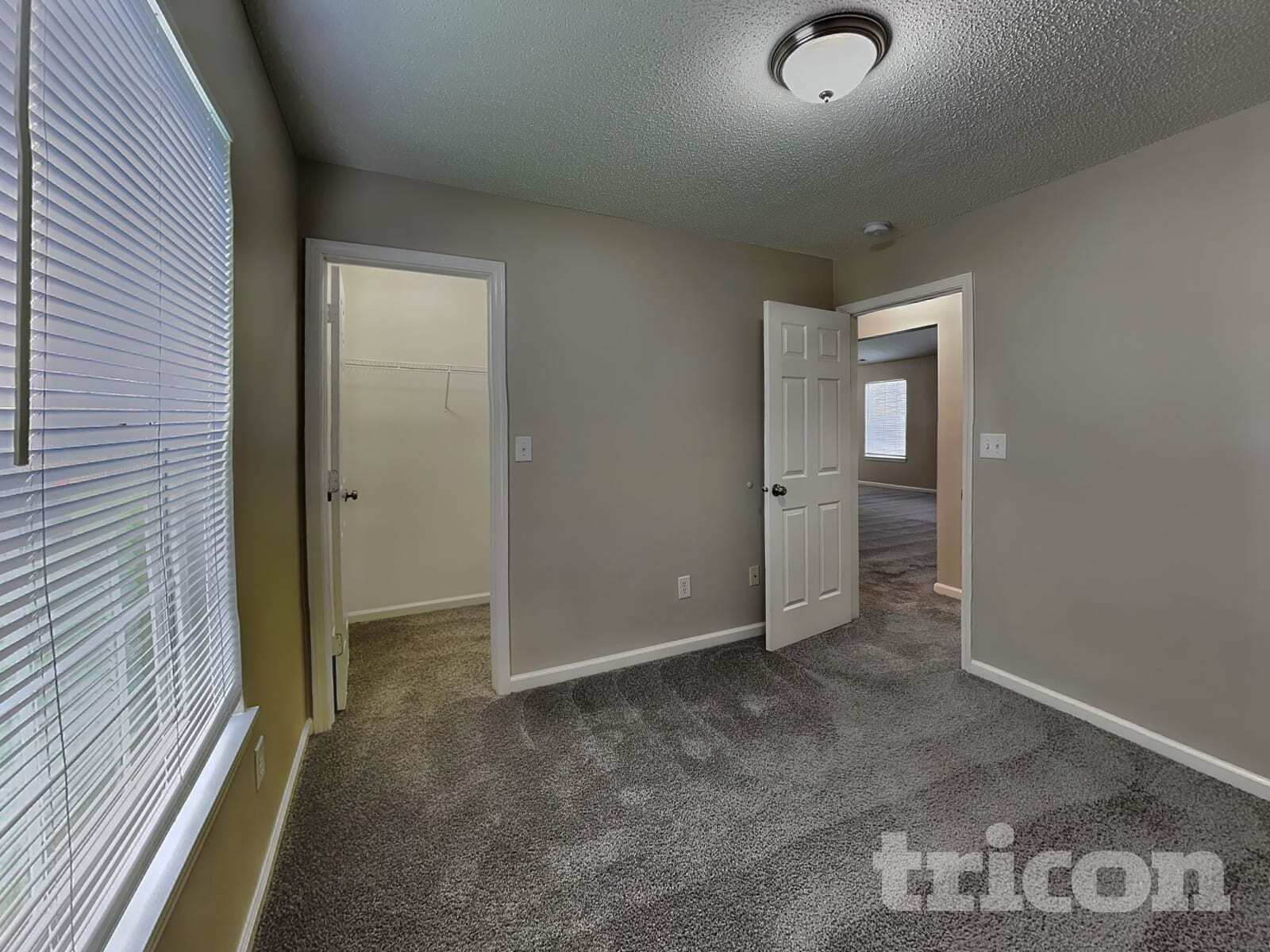 Building Photo - 643 Rocky Meadow Dr