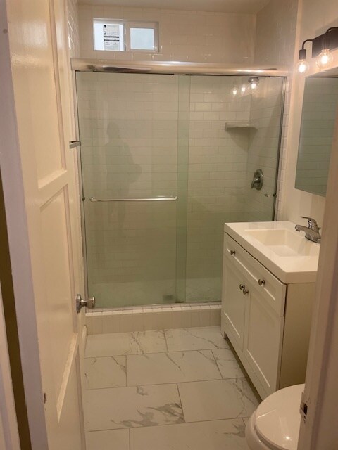 Building Photo - 111 Bennett Ave