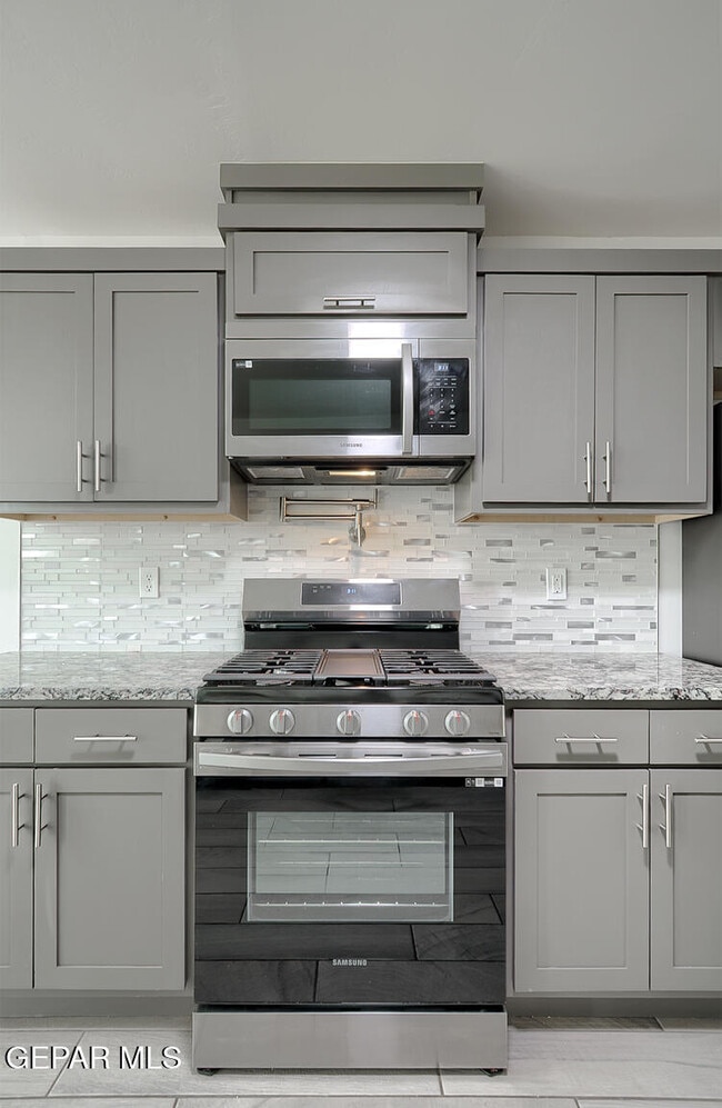 Building Photo - 840 Paseo Dulce Ave